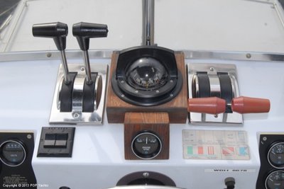 fly bridge compass and syc mounts 2.jpg
